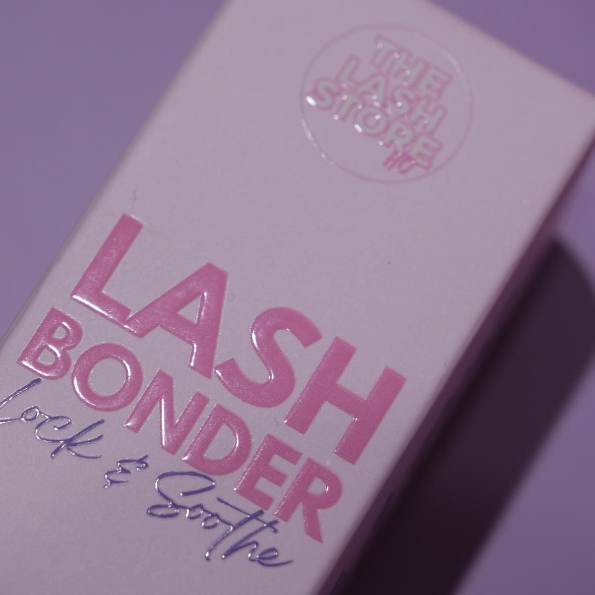 Lock and Soothe Lash Bonder
